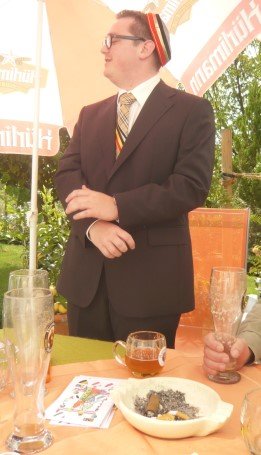 Hochwollöblich..